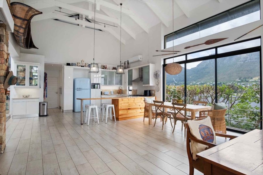 6 Bedroom Property for Sale in Kenrock Country Estate Western Cape